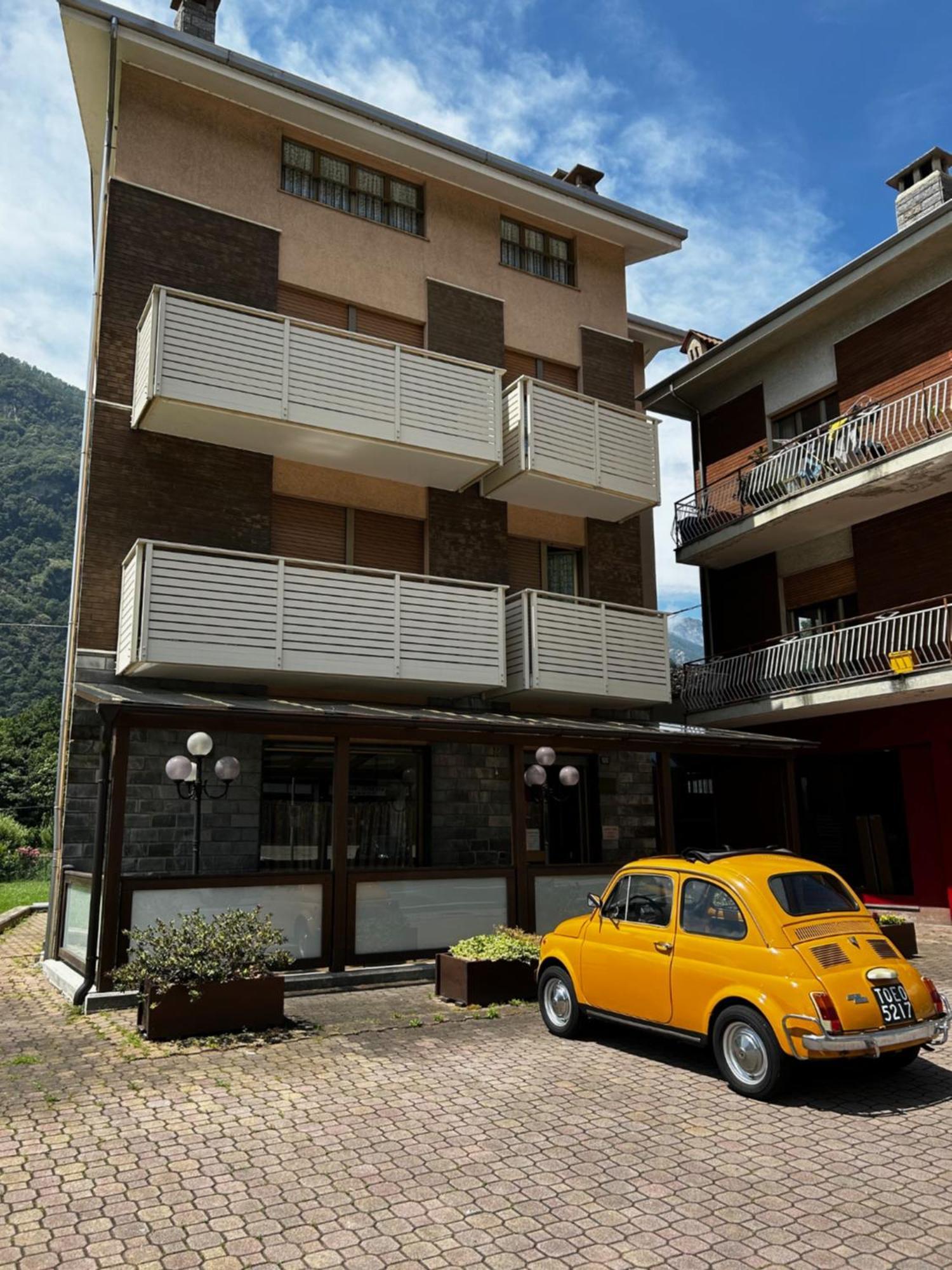 Albergo Carla Pont-Saint-Martin Exterior foto